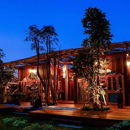 Baangaimuan Bed & Breakfast Lamphun Exterior photo