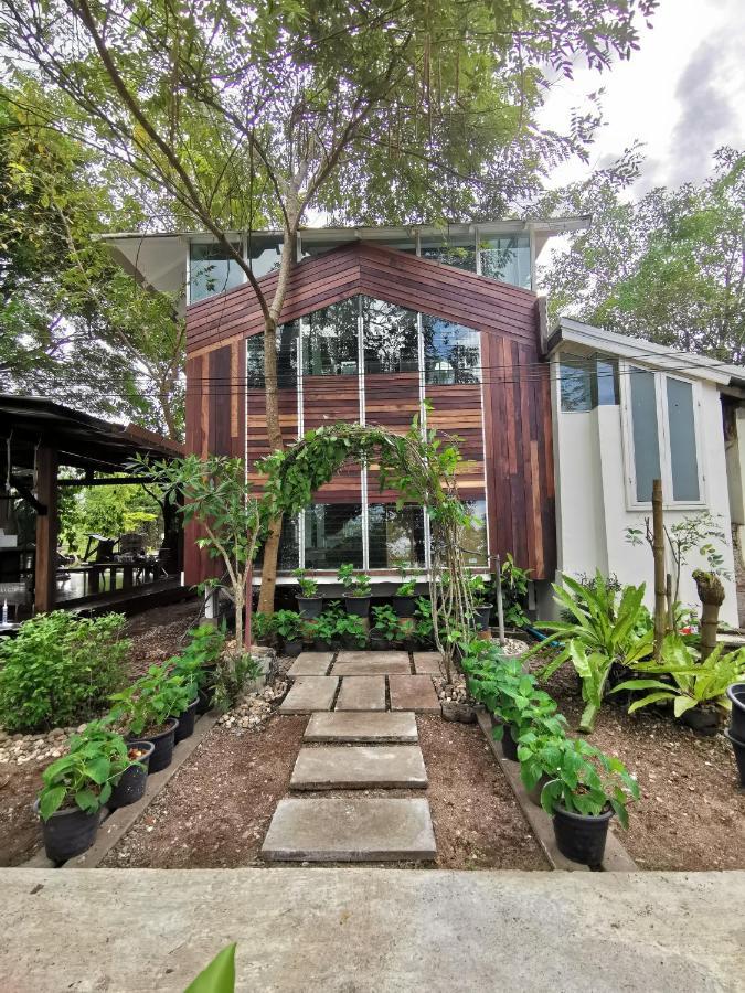 Baangaimuan Bed & Breakfast Lamphun Exterior photo